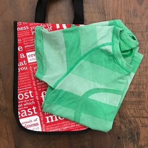 Lululemon green stripe T-shirt sz 4